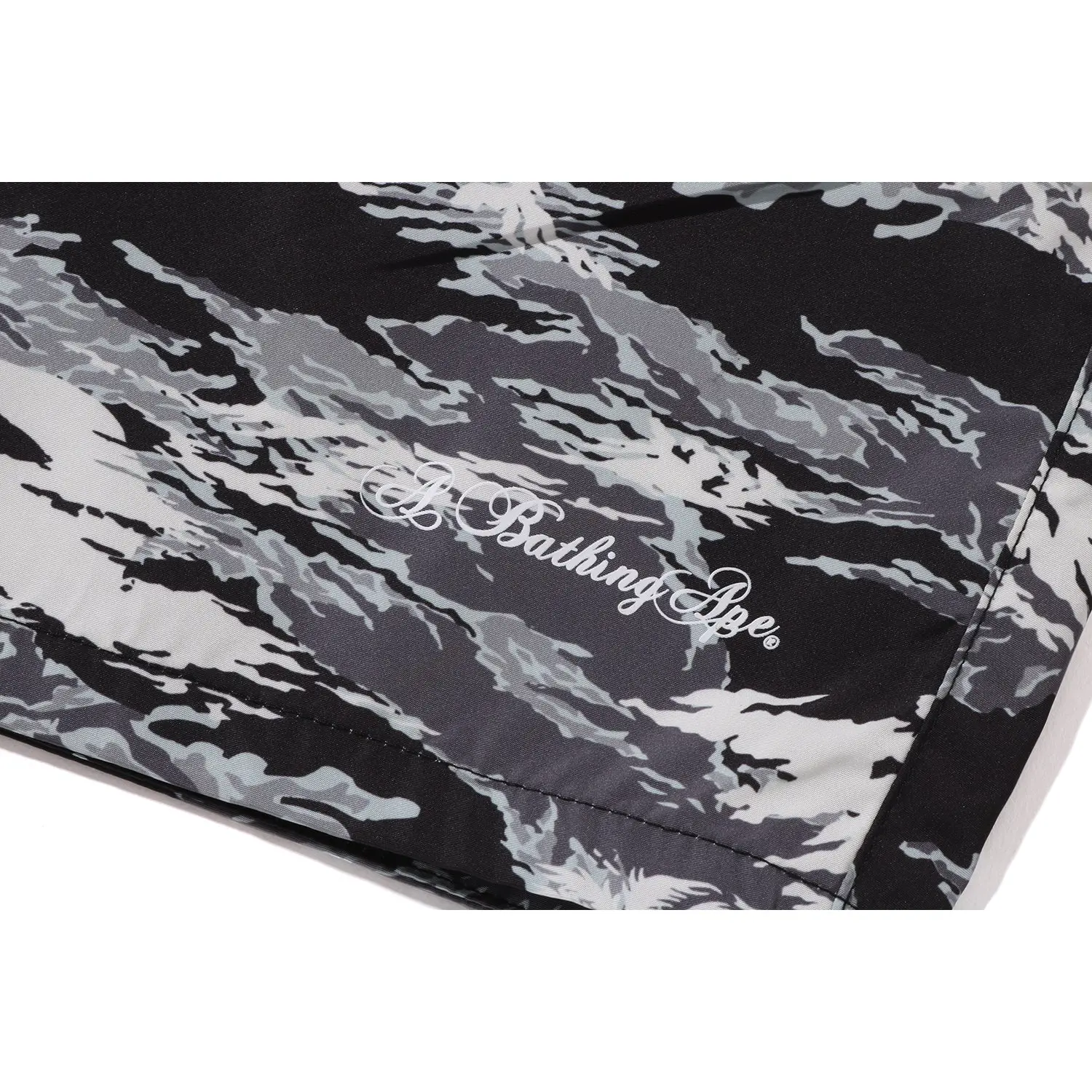 PALM TREE CAMO RELAXED FIT BEACH SHORTS MENS - Image 11